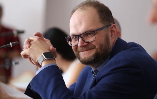 В Украіні з 2020 року запрацює програма безкоштовних мандрівок для школярів