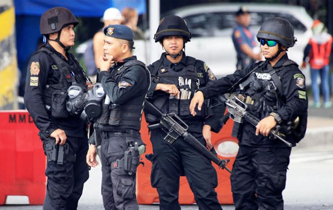 На Філіппінах в результаті перестрілки з поліцією загинули понад 10 осіб