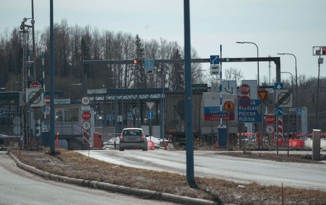 Финляндия решила закрыть границу с Россией на месяц