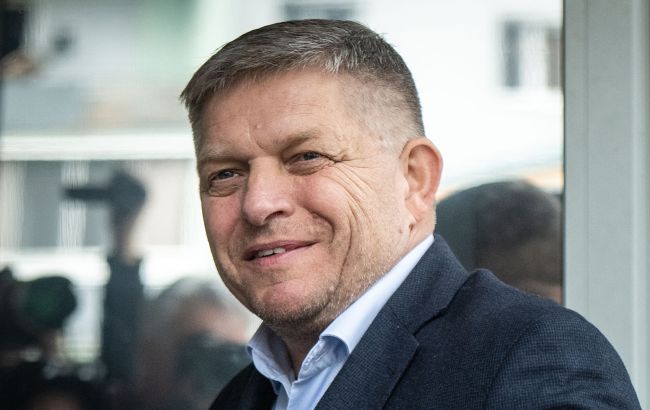 Словакия не смогла забрать пожизненную пенсию у Фицо