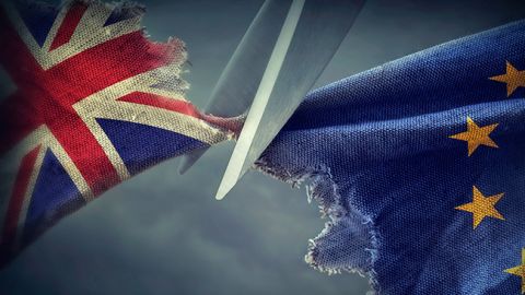 Парламент Британії не підтримав ініціативу Мей перенести терміни Brexit