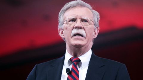 США предостерегают от попыток помешать возвращению Гуайдо в Венесуэлу