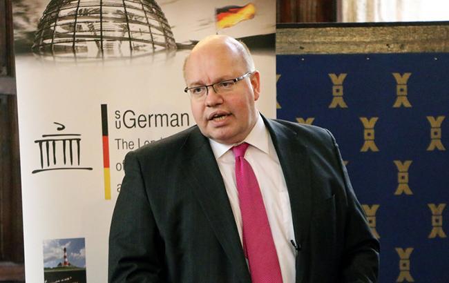 Міністр економіки ФРН відвідає Україну та РФ для обговорення "Північного потоку-2"