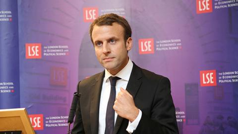 Макрон має намір реорганізувати іслам у Франції