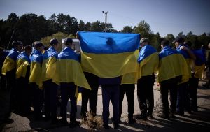 "Обмін" ціною диверсії: Росія штовхає родини полонених на злочини