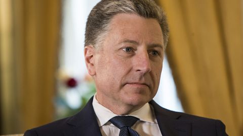 Росія випробовуватиме гібридною війною будь-якого президента України, - Волкер