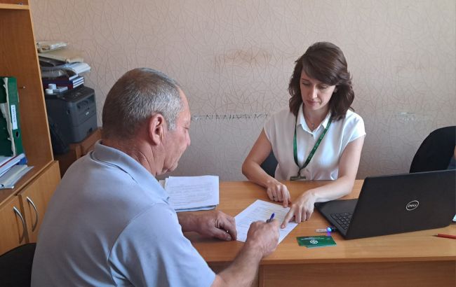 Пенсійний фонд проведе виїзні прийоми у деокупованих громадах Донецької області. Дати та адреси