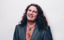 Сколько стоил фильм "Кузьма: Страшно веселий" и почему он не оставит равнодушным