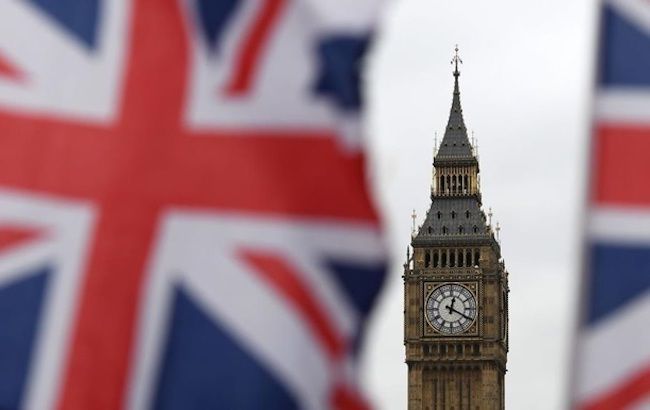 Парламент Британії припиняє роботу на чотири тижні