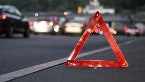 В Киеве столкнулись автомобиль полиции и такси