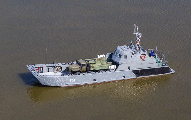 Атака ГУР на десантні кораблі росіян у Чорному морі: цілі пішли на дно