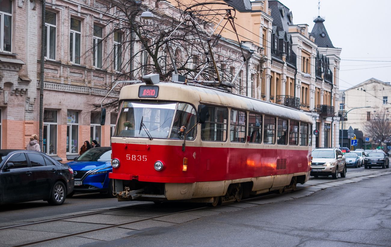 Трамваї та тролейбуси на лівому березі з 3 березня відновлюють рух