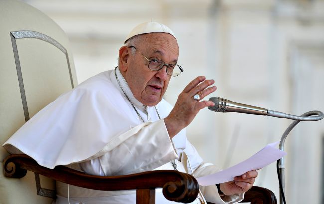 У Ватикані роз'яснили скандальну заяву Папи Римського про мирні переговори України з РФ