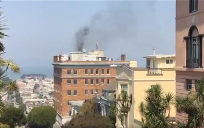 У консульстві РФ у Сан-Франциско в каміні спалювали невідомі предмети, - AP