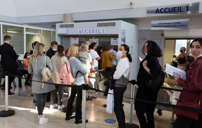 У Франції спростили життя українців: легальна робота, соцдопомога й нові права