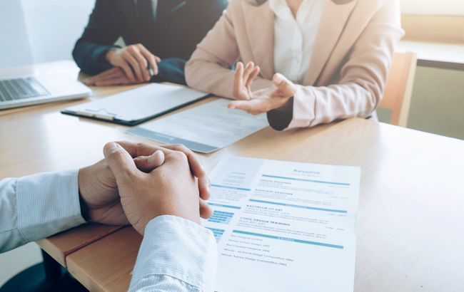 Эксперт назвала самые востребованные профессии в Украине: зарплаты будут расти