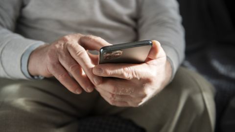 Українців попередили про новий фейк: дзвонитимуть з проханням навести ціль для бомбардування