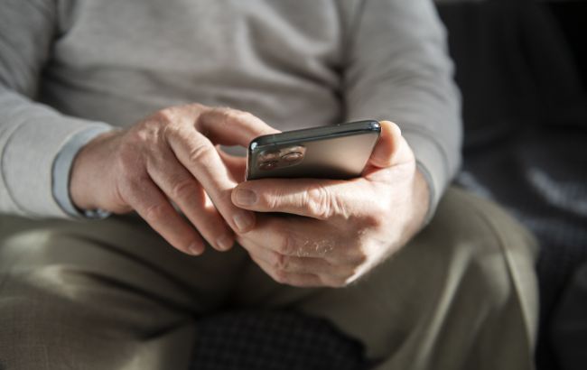 Користувачів Android попередили про шкідливу програму в Google Play: викрадає паролі