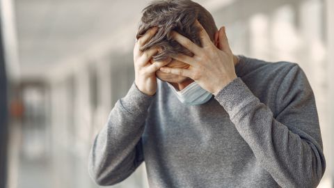 Якщо пропустили друге щеплення від COVID-19: у МОЗ розповіли, чи потрібно все робити заново