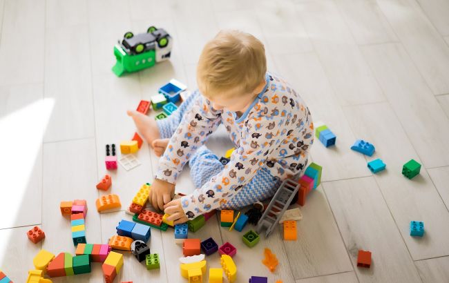Іграшки масово укладають дітей від 1 до 15 років на лікарняні ліжка: які найнебезпечніші