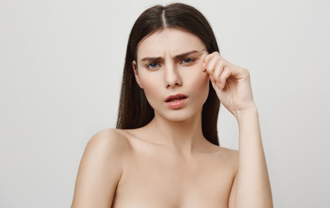 Эти повседневные привычки способствуют появлению ранних морщин на лице