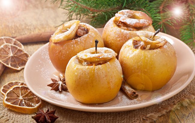 Клопотенко дав рецепт печених яблук, додавши туди несподіваний інгредієнт: готувати просто!
