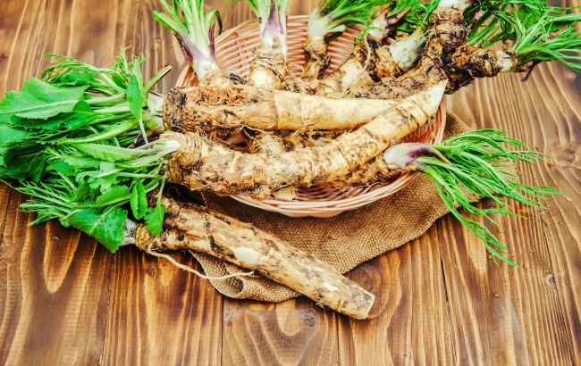 Цей унікальний український коренеплід не поступається по вітамінам лимону