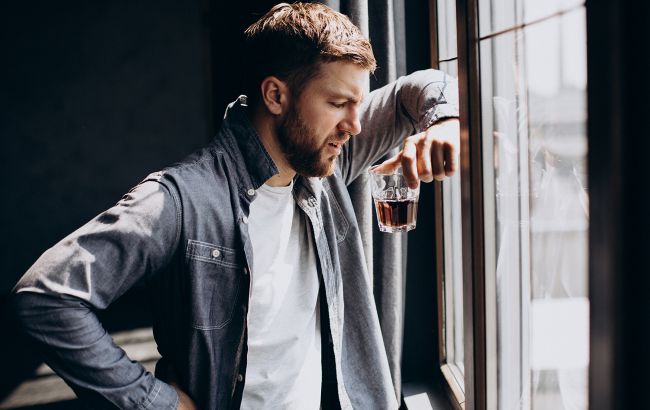 Лікарі назвали найгірші звички, які руйнують імунітет людини