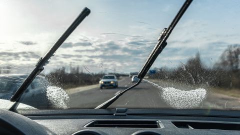 Не видно дорогу из-за руля: как разморозить дворники авто: как разморозить дворники авто