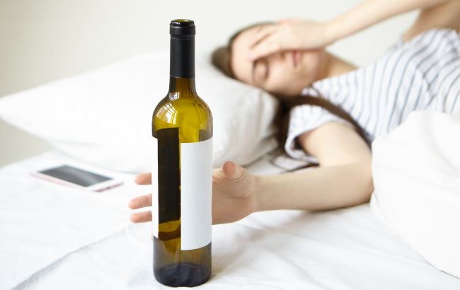 Як алкоголь вечорами руйнує наш сон: несподіване пояснення вчених
