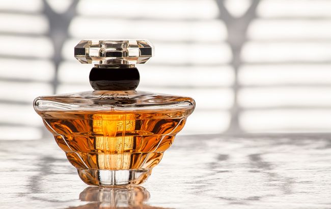 Как перейти на осенний аромат духов, не покупая новые: простой метод