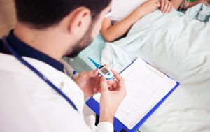 Во Львовской области зафиксировали опасную тропическую болезнь: вакцины в Украине нет