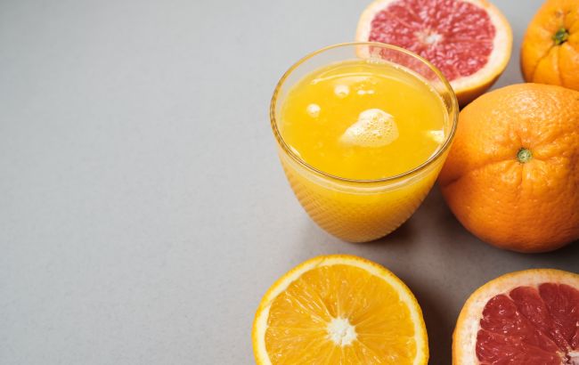 Так ли полезен апельсиновый сок: диетолог расставила все точки над "і"