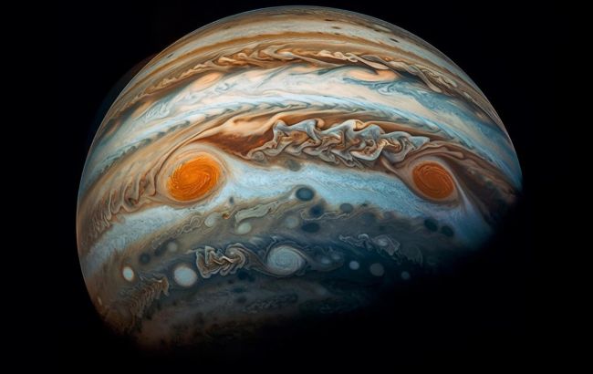 Спеціально до Хелловіну. У NASA показали моторошне "обличчя" Юпітера