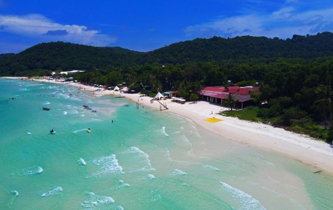 В'єтнам переніс відкриття курортного острова для туристів: дата
