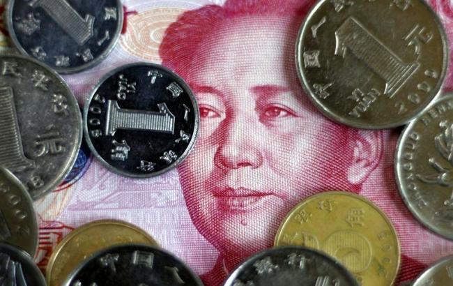 Відтік капіталу з Китаю досяг 1 трлн доларів в 2015