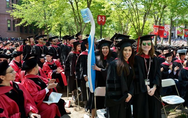 У США посилюють перевірки заявників на студентські візи: Politico розкрило деталі