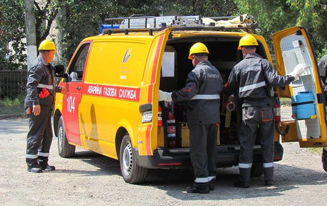 У Львові поблизу школи розлили газовий конденсат, дітей евакуювали