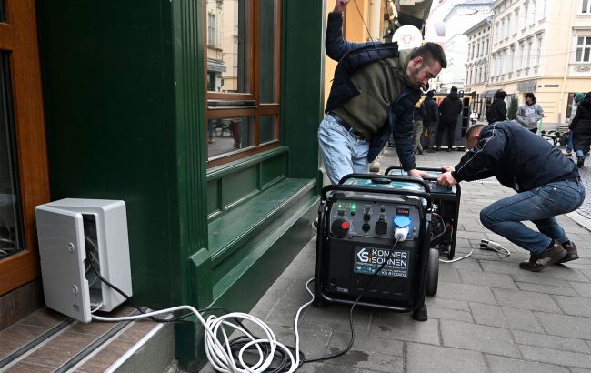 Гроші за 48 годин: Кабмін запустив виплати на автономне живлення для жителів Харкова