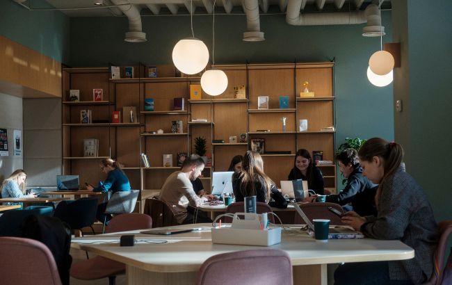 Знову діятимуть графіки? Що буде з відключеннями світла в Україні 14 квітня