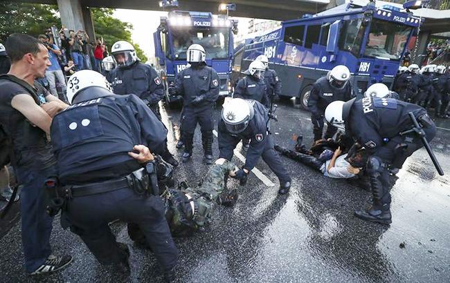 У Гамбурзі затримали 288 осіб з моменту початку протестів