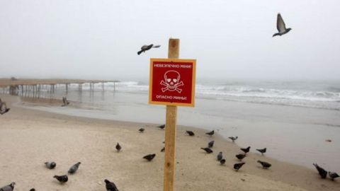 Российские войска заминировали пляжи возле Скадовска: погибли три человека