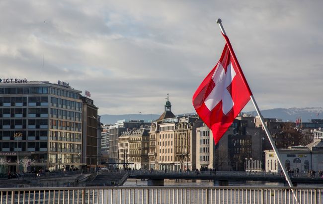Швейцария присоединилась к десятому пакету санкций ЕС против России