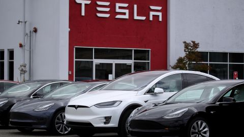 Tesla за рік збільшила прибуток майже у вісім разів