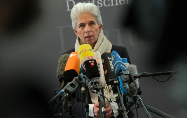 Председатель оборонного комитета Бундестага поддержала предоставление Украине оружия