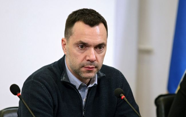 У Буданова відреагували на скандал з виїздом Арестовича за кордон