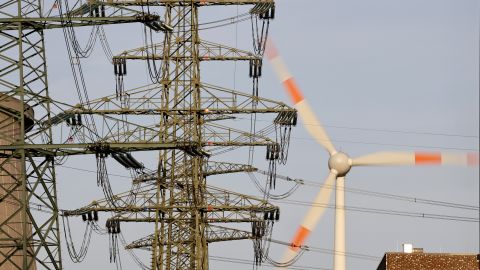 Практично вся Кенія залишилася без електрики