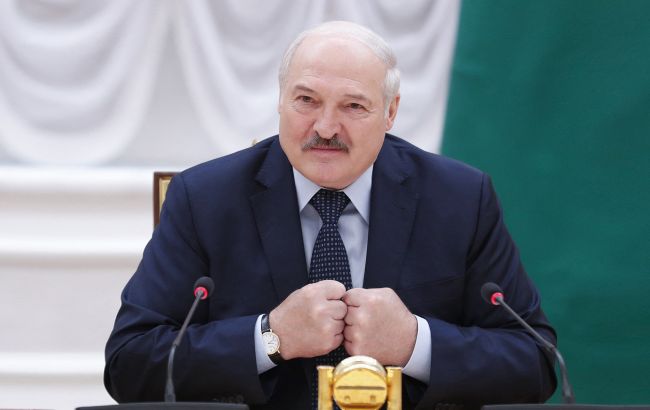 Лукашенко заявил, что у Беларуси появились "Искандер-М", чтобы "защитить себя"