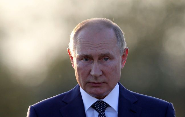 Путин надеется на уменьшение поддержки Украины и планирует войну на истощение, - Bloomberg