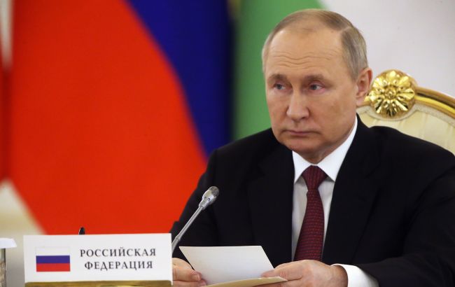 На Заході вважають, що майбутнє Путіна стає все більш туманним, але шляху до змін немає